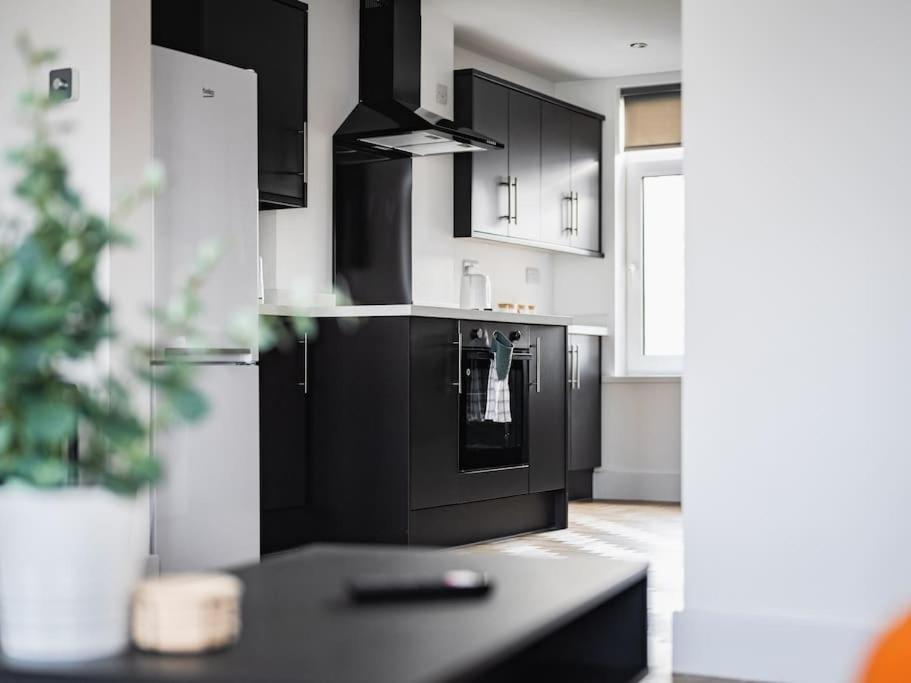 Isaacs View - First Floor Apartment Клийторпс Екстериор снимка
